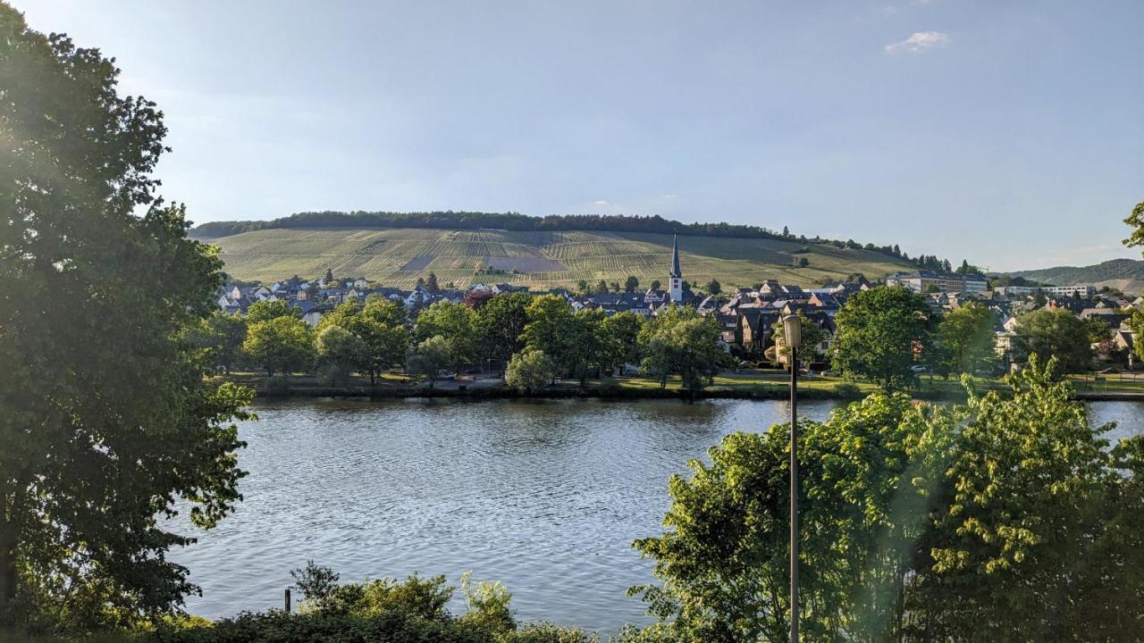 Haus An Der Mosel Lägenhet Bernkastel-Kues Exteriör bild